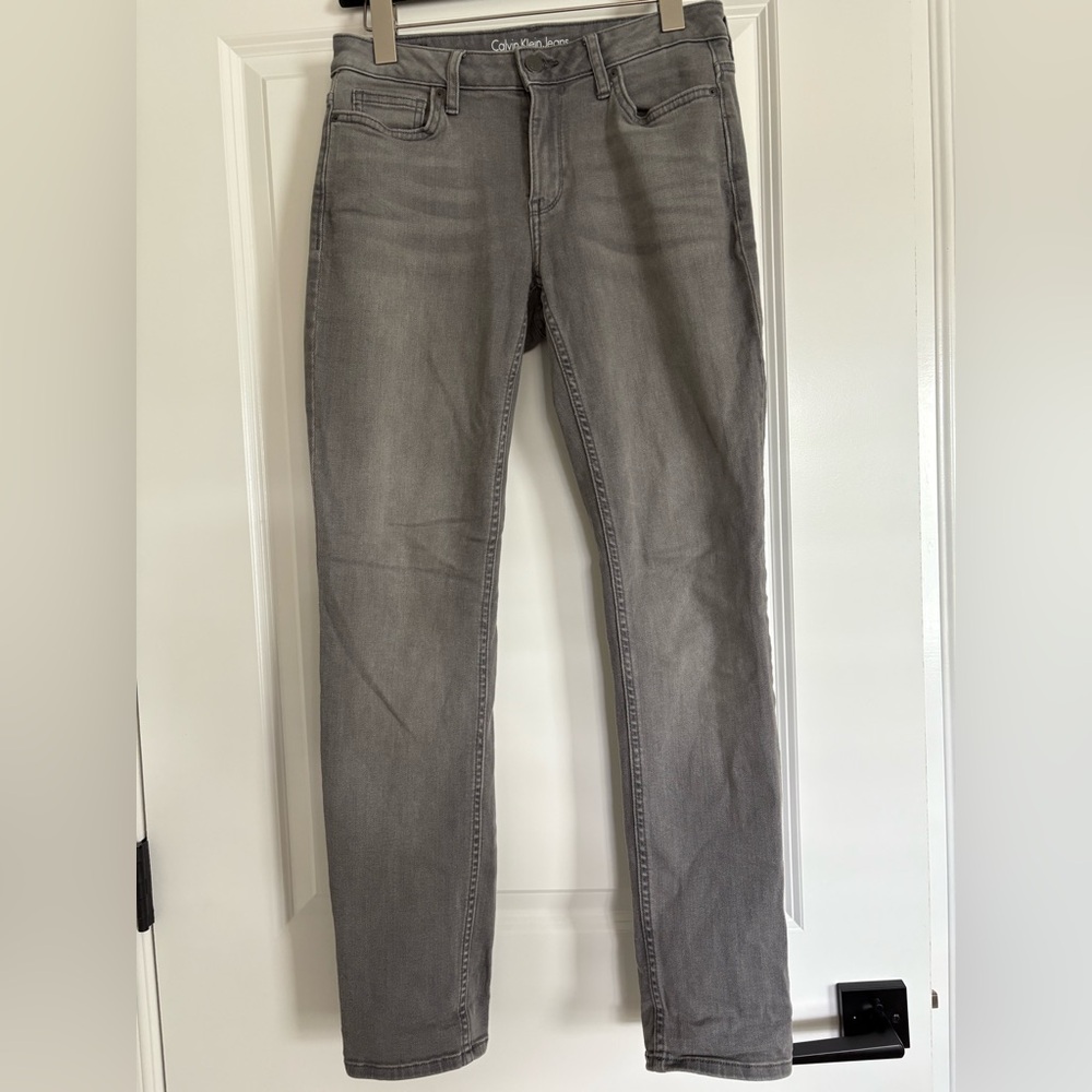 Calvin Klein Women’s Charcoal Skinny Jeans